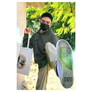 Meet your Posher, Juan